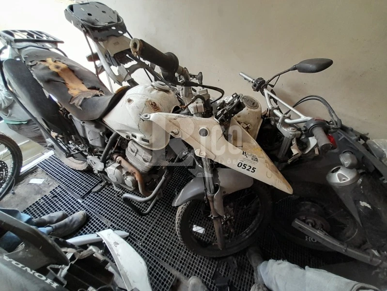 Honda XRE 300 P em Mogi Das Cruzes - São Paulo