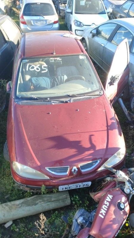 Renault Megane RXE 1.6 em Bagé - Rio Grande do Sul