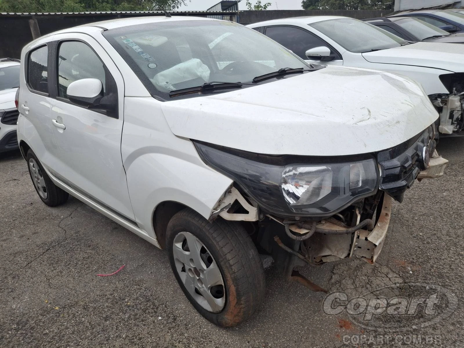 Fiat Mobi Like 2017 1.0 Fire em Itaquaquecetuba - São Paulo