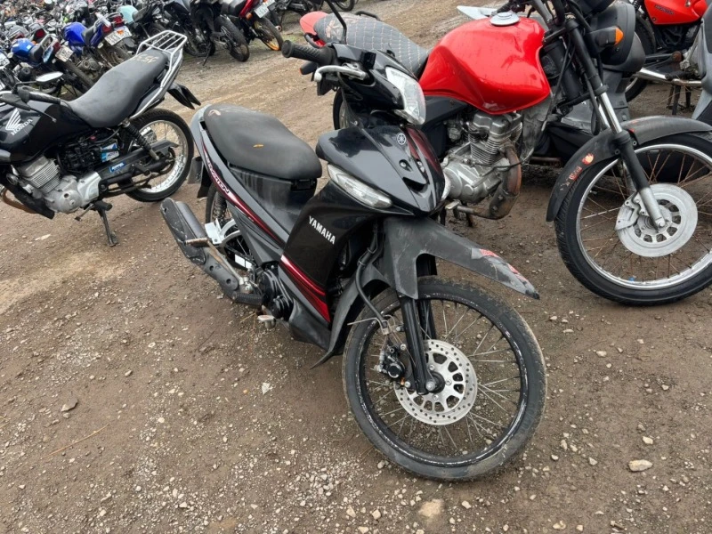 Yamaha T115 Crypton Crypton ED 2015 115cc Gasolina Manual em Caxias Do Sul - Rio Grande do Sul