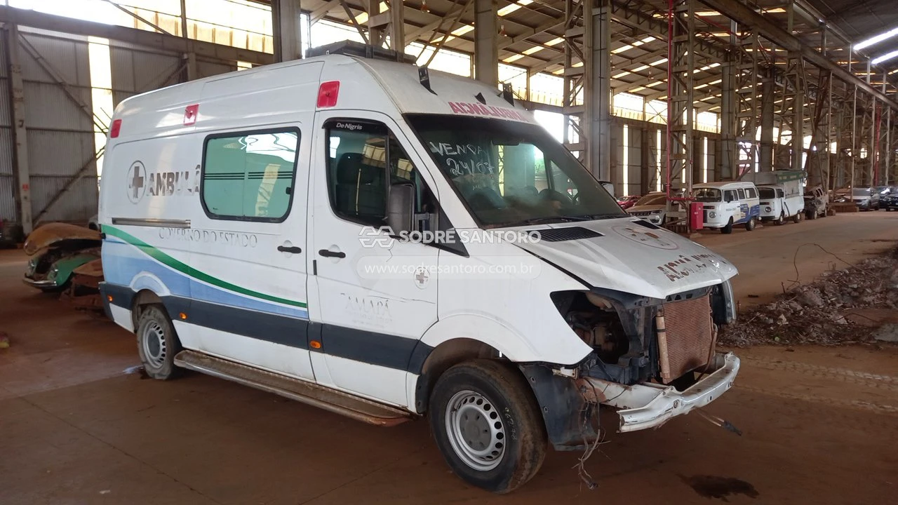 Mercedes-Benz MB 415 Alter Amb Alter Amb 2019 Diesel Branca em Sertãozinho - São Paulo