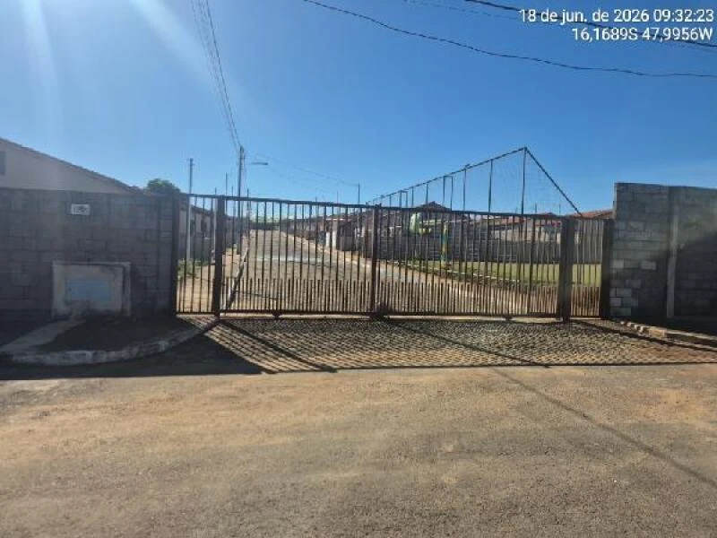 Casa com 2 Quartos em Luziânia/GO em Luziânia - Goiás