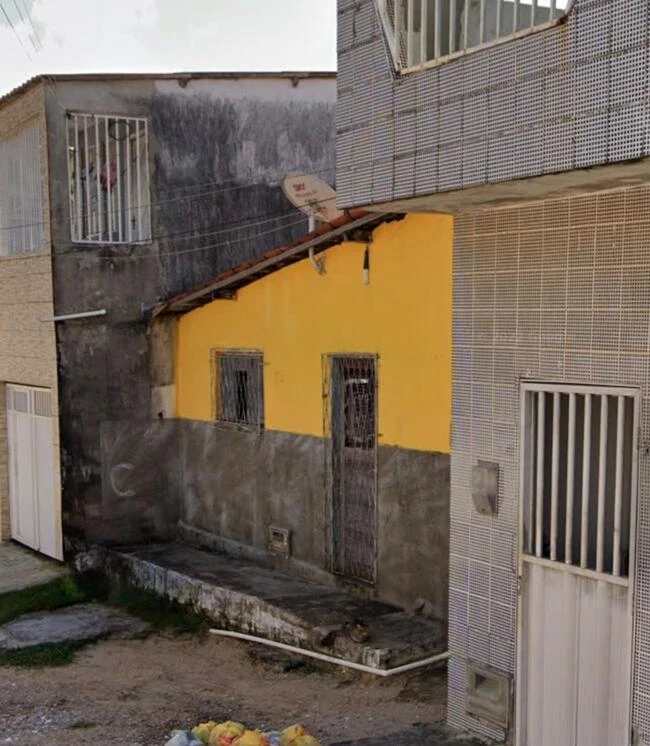 Casa com área construída privativa em Natal/RN em Natal - Rio Grande do Norte
