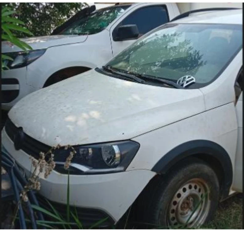 Volkswagen Saveiro Cd Tl MB 2015/2016 Automático? em Vale Do Paraíso - Rondônia