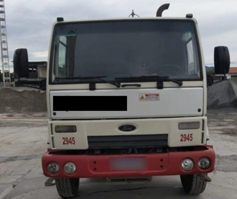 Ford Cargo Cargo 2628 E 2011/2011 Diesel em Rio De Janeiro - Rio de Janeiro