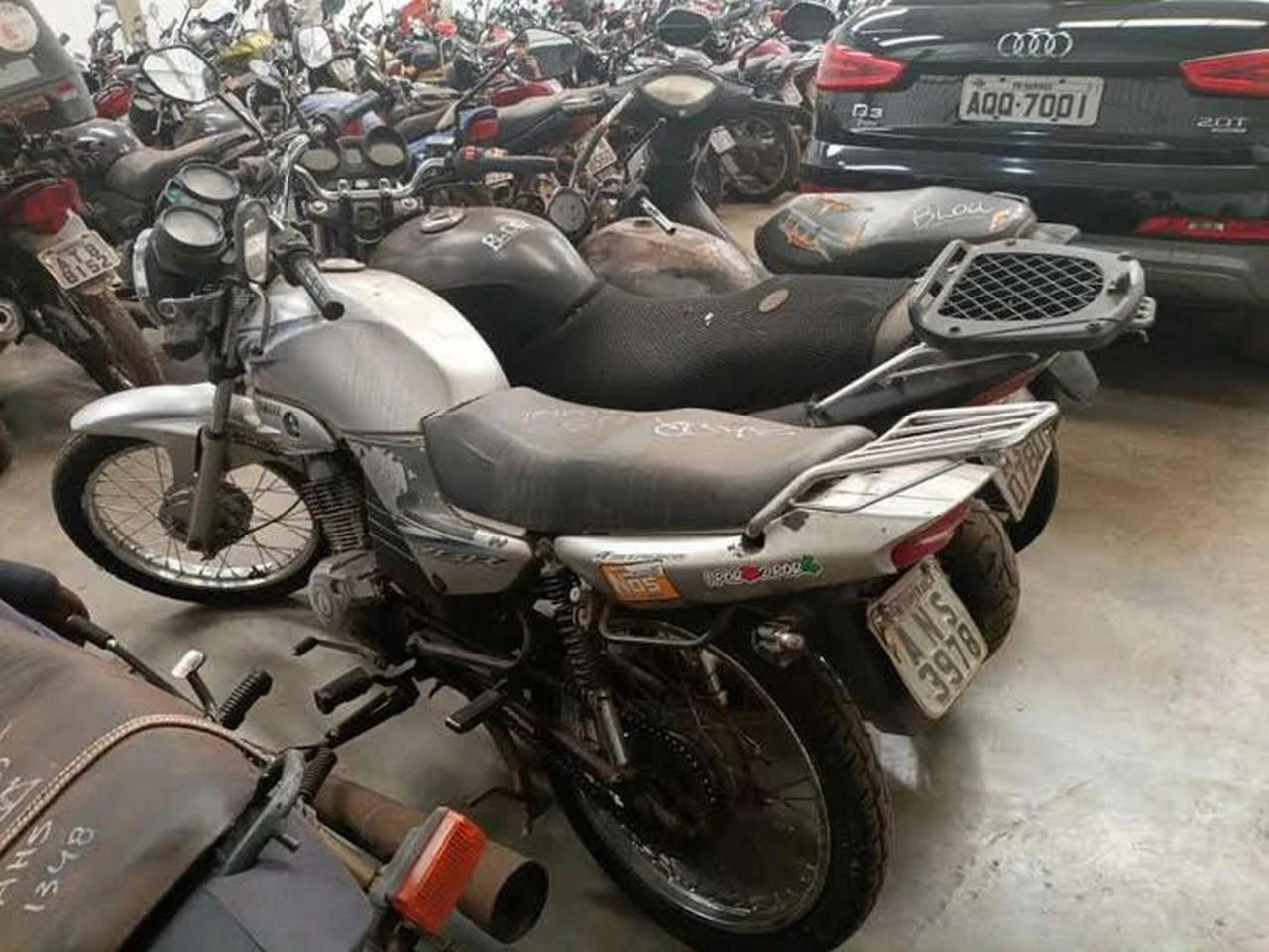 Yamaha YBR 125K 2006 Prata em Maringá - Paraná