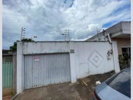 Casa com 1 vaga em Araguaína/TO em Araguaína - Tocantins