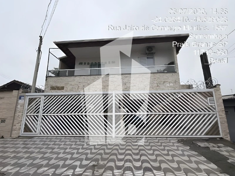 Casa com 2 Vagas em Praia Grande/SP em Praia Grande - São Paulo