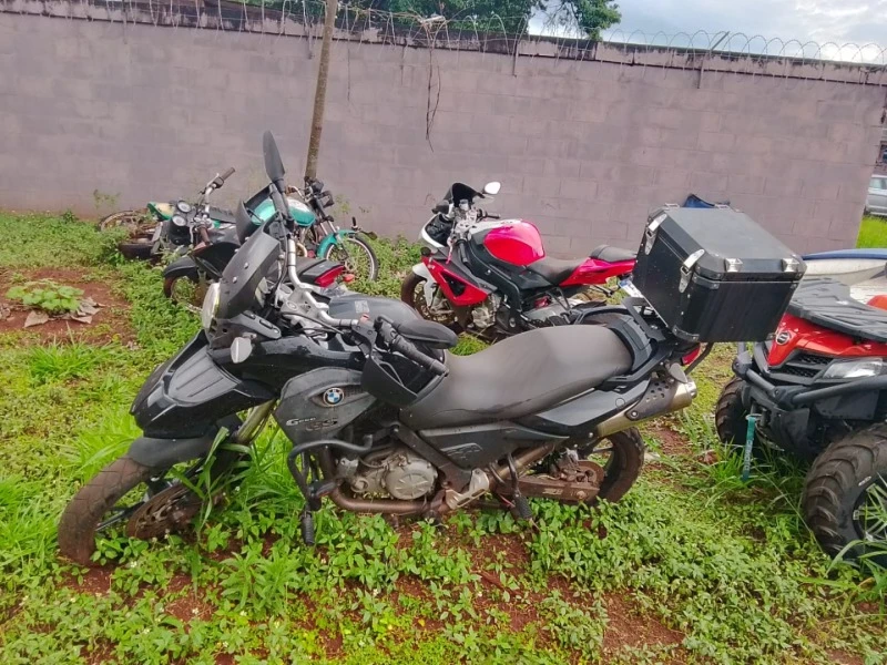 BMW G650GS G650GS 2015 em Campo Grande - Mato Grosso do Sul