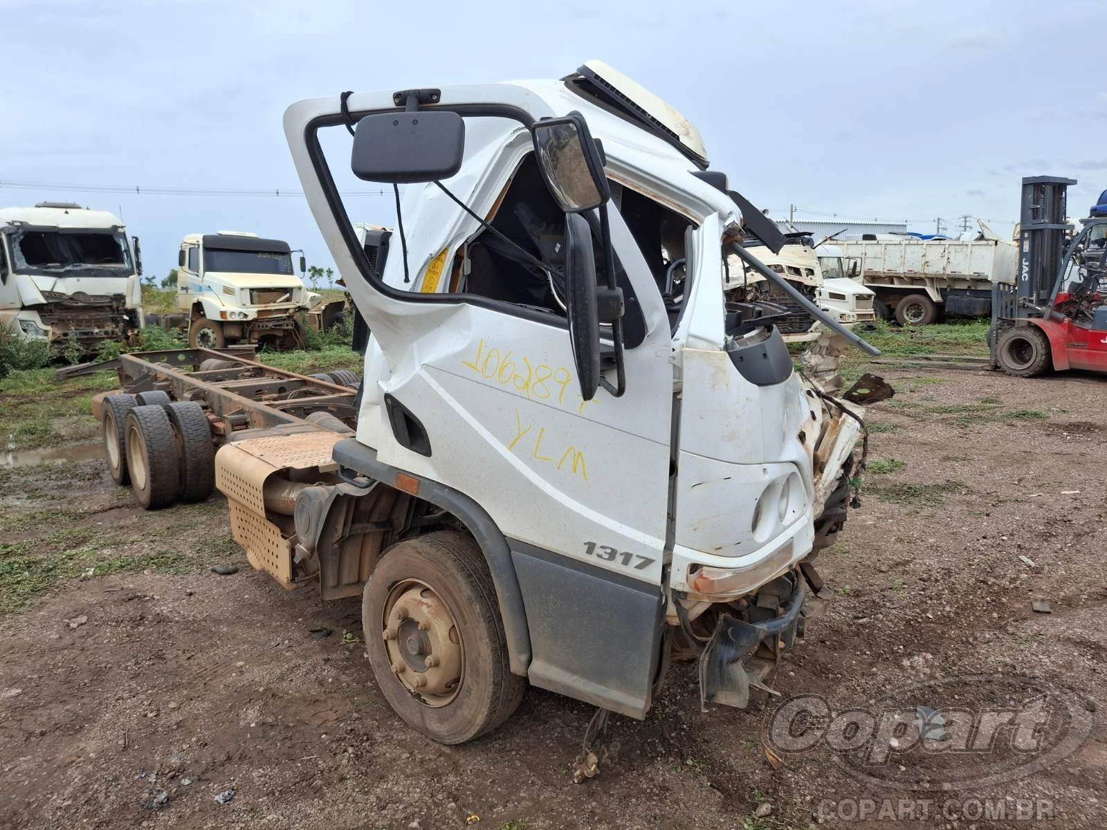 Mercedes-Benz Accelo 1317 2023 Diesel em Cuiabá - Mato Grosso