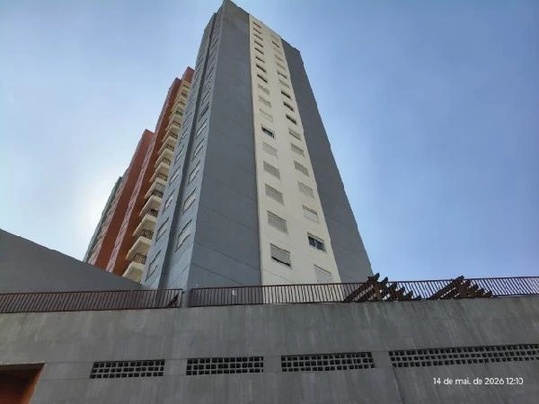 Apartamento com 2 Quartos e 1 Vaga em Osasco/SP em Osasco - São Paulo