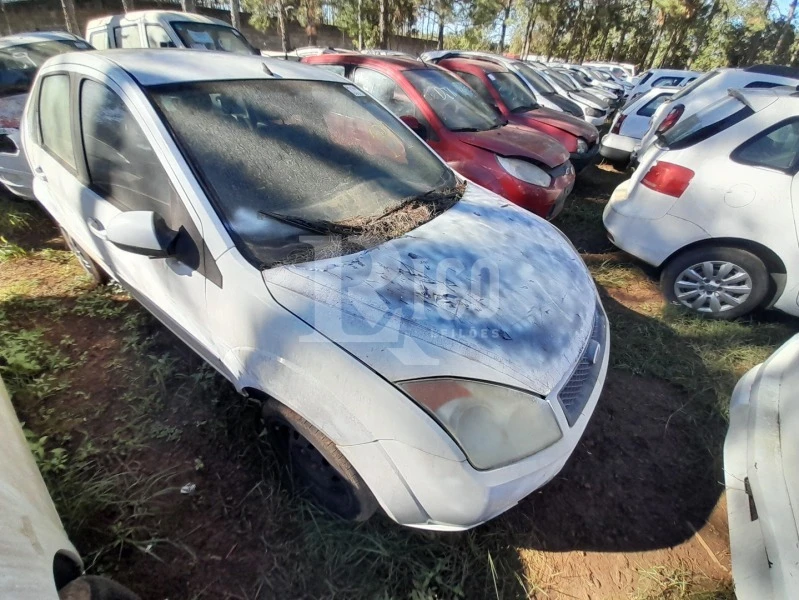 Ford Fiesta Sedan 1.6 Flex em Mogi Das Cruzes - São Paulo