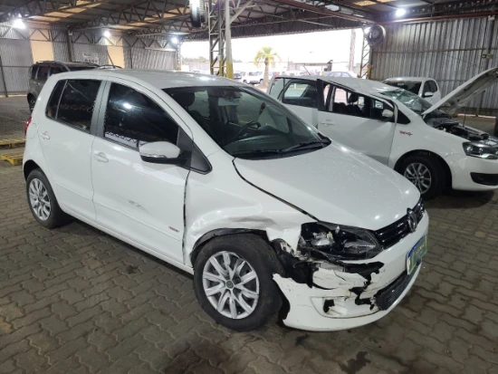 Volkswagen Fox 1.6 GII 2013 Manual em Nova Santa Rita - Rio Grande do Sul