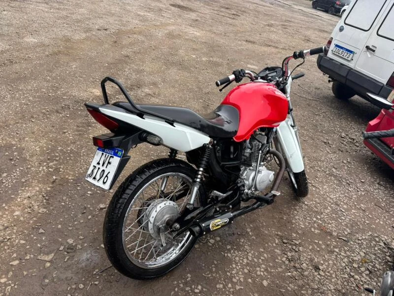 Honda CG 125 Fan KS KS 2013/2014 125cc Gasolina em Caxias Do Sul - Rio Grande do Sul
