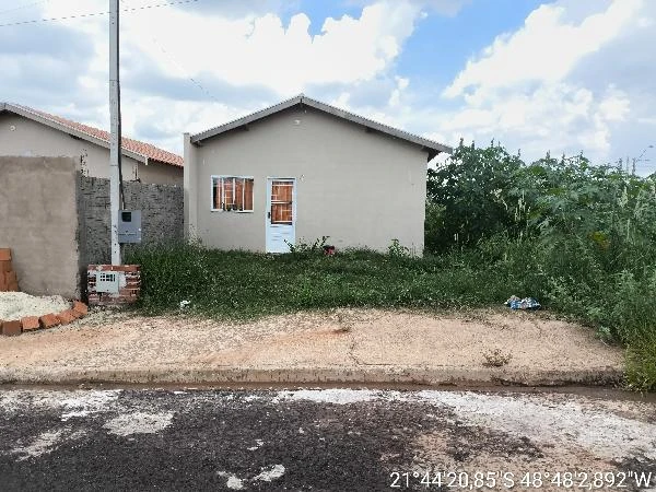 Casa com 2 Quartos em Ibitinga/SP em Ibitinga - São Paulo