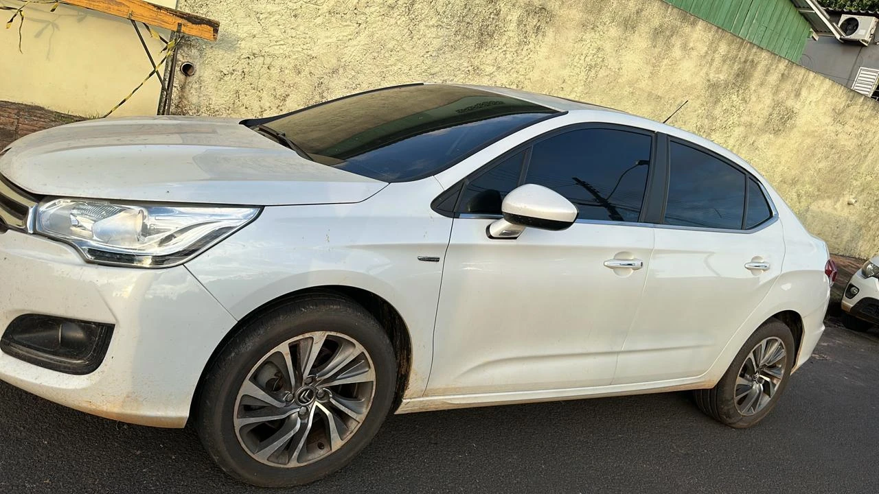 Citroën C4 Lounge THP Exclusive 2016/2017 1.6 Turbo Automático em Paraguaçu Paulista - São Paulo
