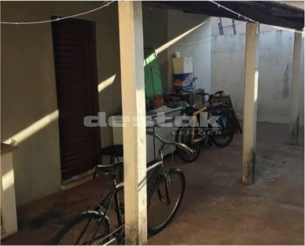 Casa com 3 Dormitórios em Cerqueira Cesar/SP em Cerqueira César - São Paulo