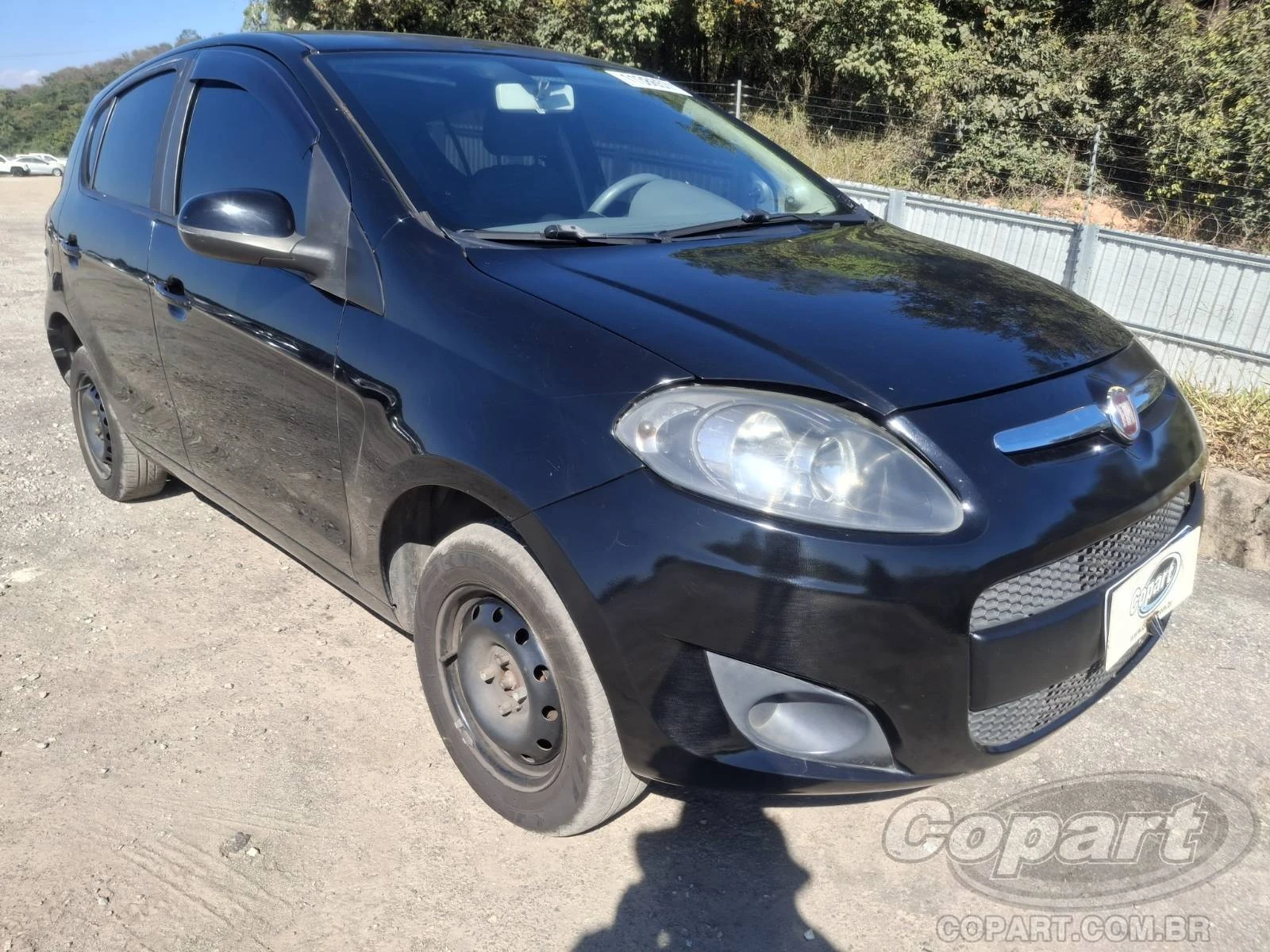 Fiat Palio Attractive 1.0 Evo 2015 em Betim - Minas Gerais