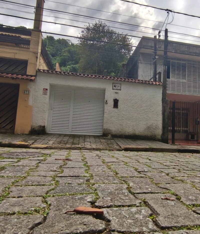 Terreno no terreno 6x34 na Rua da Constituição em São Vicente/SP em São Vicente - São Paulo
