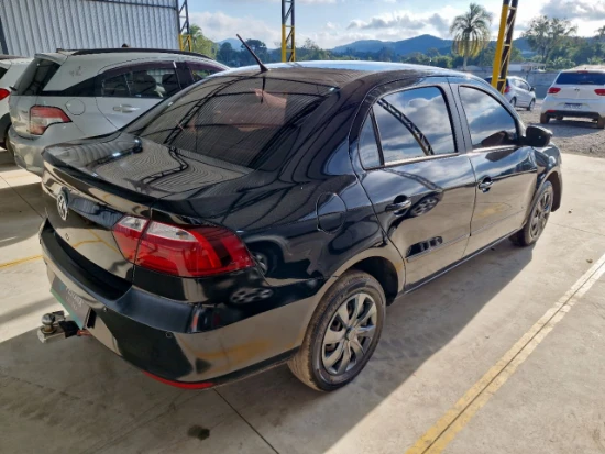 Volkswagen Novo Voyage 1.0 2014 Automático em Suzano - São Paulo