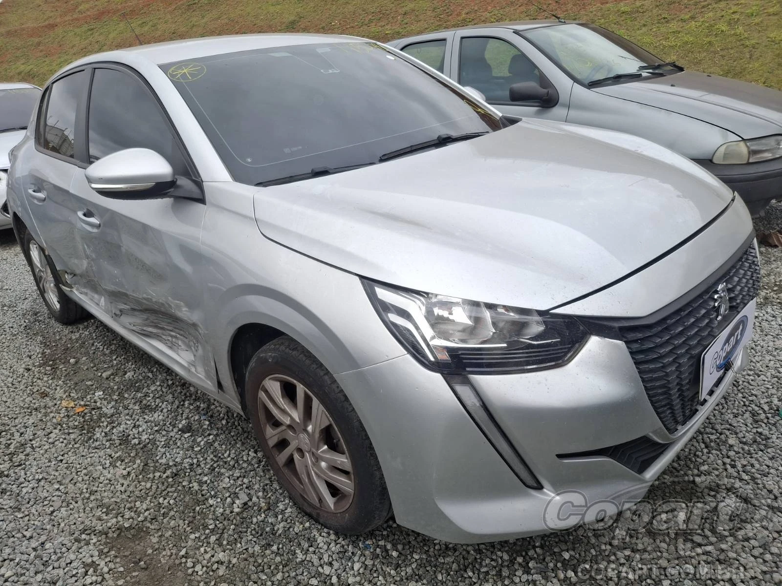 Peugeot 208 Active 2022 1.6 16V em Itaquaquecetuba - São Paulo