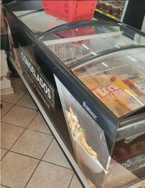 Outro com Expositor Gelopar em Anápolis/GO em Anápolis - Goiás