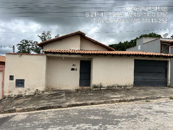 Casa com 2 Quartos em Tres Coracoes/MG em Tres Coracoes - Minas Gerais