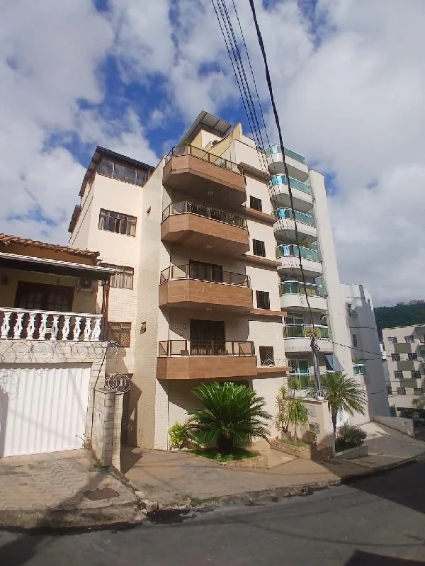 Apartamento com Terraço e 2 Vagas em Juiz de Fora/MG em Juiz De Fora - Minas Gerais