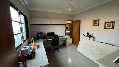Casa com 4 Quartos em Catanduva/SP em Catanduva - São Paulo