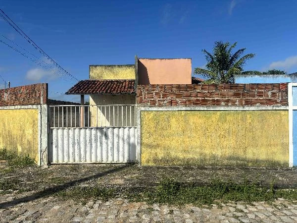 Casa com 2 Quartos e 1 Vaga na Garagem de 63m² em Macaíba - Rio Grande do Norte