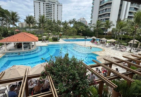 Apartamento com piscina em Barra da Tijuca em Rio de Janeiro/RJ em Rio De Janeiro - Rio de Janeiro