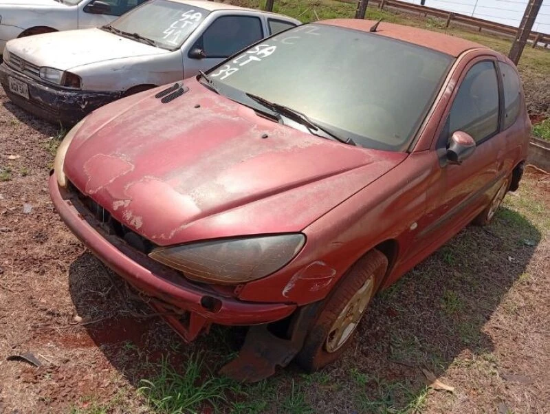 Peugeot 206 2004/2005 Sucata em Dourados - Mato Grosso do Sul