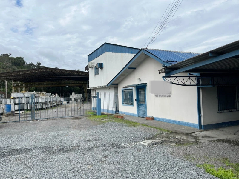 Terreno Terreno com Benfeitorias em Blumenau/SC em Blumenau - Santa Catarina