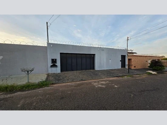 Casa com 68m² em Uberlândia/MG em Uberlândia - Minas Gerais