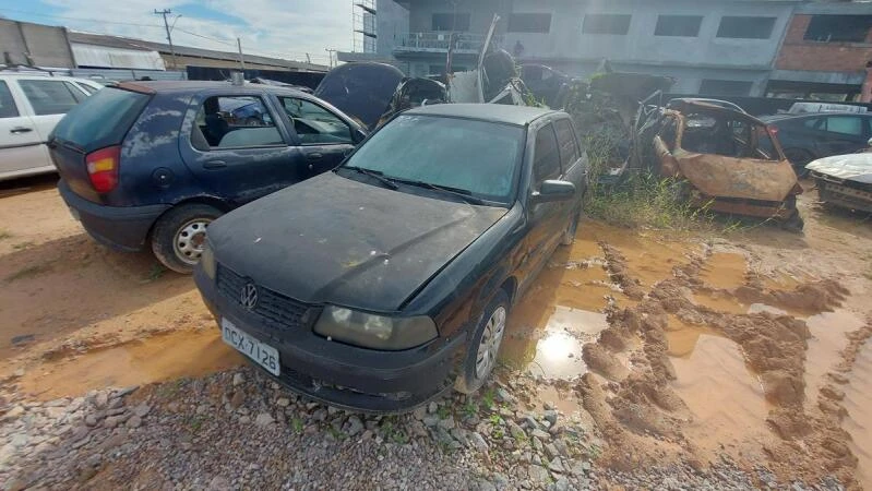 Volkswagen Gol Plus 2001 1.6 16V Sucata em Palhoça - Santa Catarina