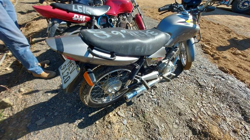 Honda CG Titan CG Titan ES 2000/2001 125cc em Alfredo Wagner