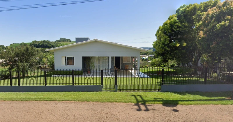 Casa com residência ampla na Vila Três Voltas, São Lourenço do Oeste/SC em São Lourenço Do Oeste - Santa Catarina