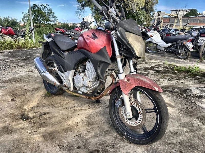 Honda CB 300R CB 300R 300cc em Salvador - Bahia