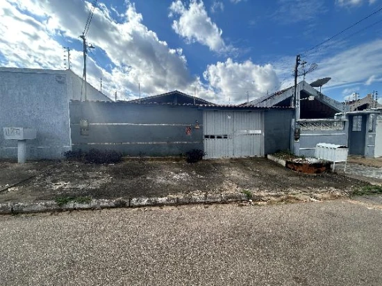 Casa com 3 Quartos em Porto Velho/RO em Porto Velho - Rondônia