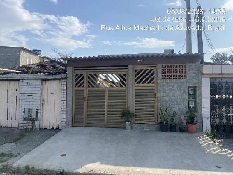 Casa com 2 Quartos em São Vicente/SP em São Vicente - São Paulo
