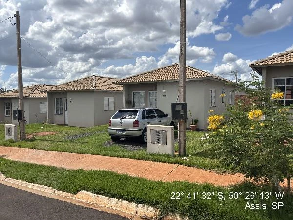 Casa com 2 Quartos e 1 Vaga em Assis/SP em Assis - São Paulo