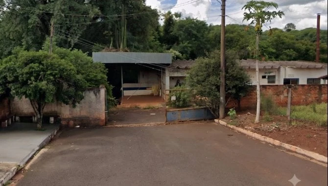 Terreno Terreno com prédio industrial e casa em Paraguaçu Paulista/SP em Paraguaçu Paulista - São Paulo