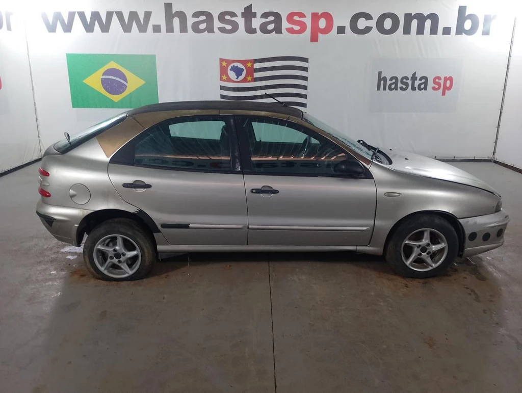 Fiat Brava SX 2000 2001 Cinza em Casa Branca - São Paulo