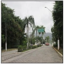 Casa de 499m² privativos em 1.000m² de terreno no Jardim Acapulco em Guarujá - São Paulo