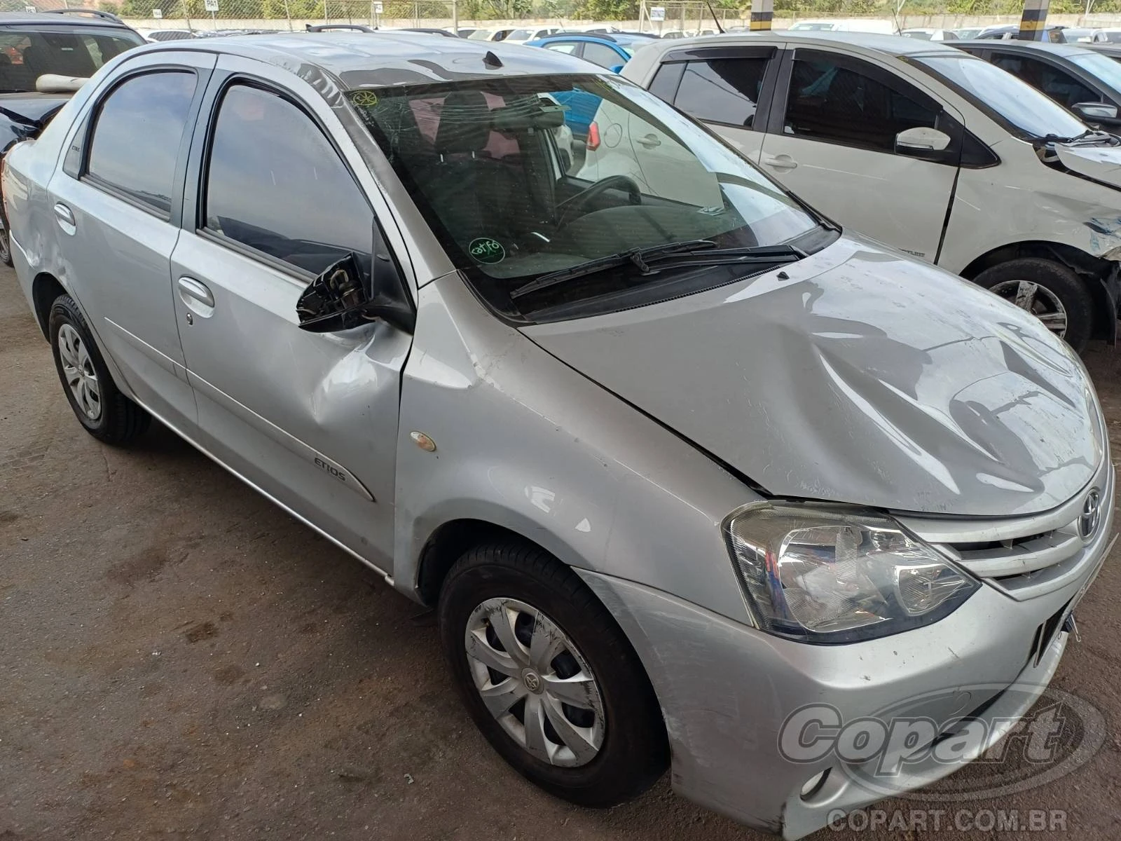Toyota Etios Seda XS 2014 1.5 16V em Pirapora Do Bom Jesus - São Paulo