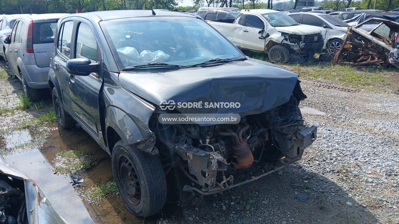 Fiat Uno Vivace Vivace 2013 1.0 Manual em Guarulhos - São Paulo
