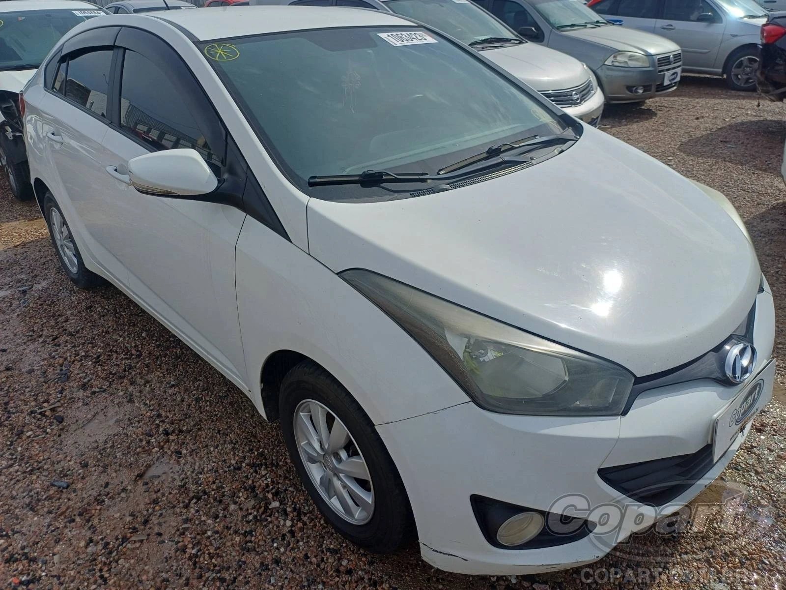 Hyundai HB20S Comfort Plus 2014 1.6 CVVT em São José Dos Pinhais - Paraná