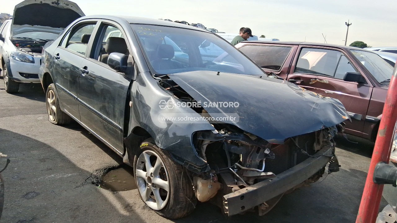 Toyota Corolla XEI 2004 1.8 Gasolina Manual em Guarulhos - São Paulo
