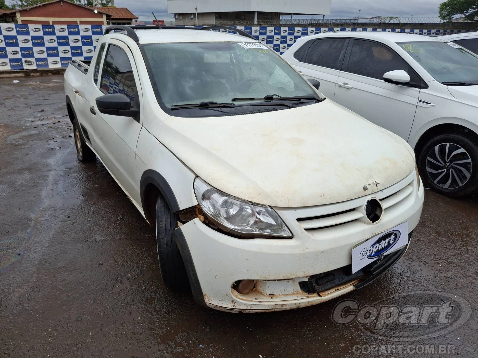 Volkswagen Saveiro CE 2012 1.6 Total Flex em Aparecida De Goiânia - Goiás