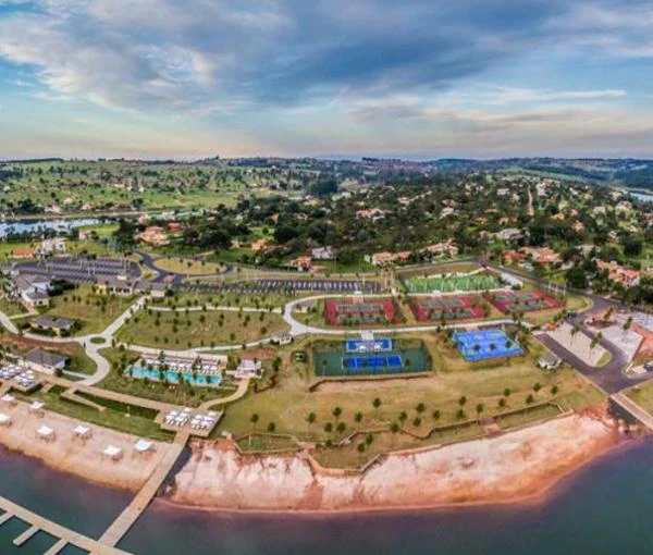 Terreno Terrenos Terras de Santa Cristina Gleba VI em Paranapanema/SP em Paranapanema - São Paulo